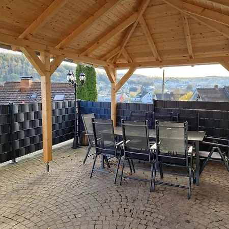 Altes Zollhaus Der Burg Hachen Holiday home Enkhausen
